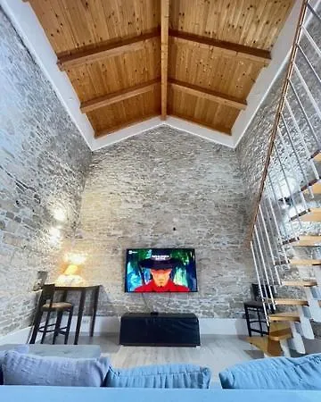 Apartment Labirint Queen *