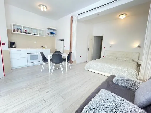 Labirint Queen 아파트 *