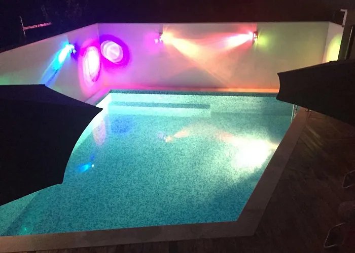 아파트 Labirint Queen 메덜린