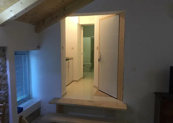 아파트 Labirint Queen 메덜린